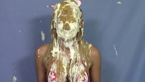 just-the-hits-britney_12.jpg